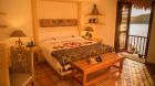 Deluxe Grand Suite