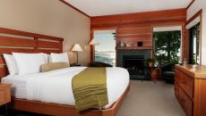 Pointe South Deluxe Room