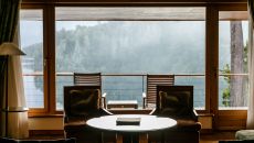 Deluxe Moreno Lake Master Suite King