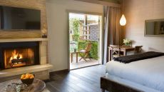 Premium croquet room