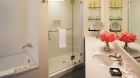 Hillside Terrace Suite Bathroom
