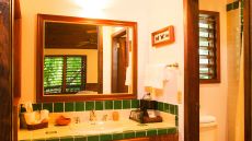 pico bonito bathroom