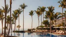 Agua Pool Wide Vert at One Only Palmilla