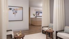 Lounge at Rusty Parrot Lodge and Spa