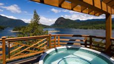 jacuzzi ocean mountain view