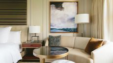  Guest room  Four  Seasons  Austin.