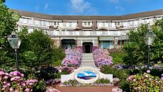 Summer Inn Exterior with Hydrangeas at Chatham Bars Inn