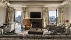  Governor  Suite  Beverly  Whiltshire.