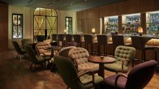  Bar  Beverly  Whiltshire.