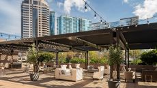  Fifth  Floor  Entrance  Four  Seasons  Atlanta.