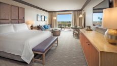  Phoenician  Guestroom  King