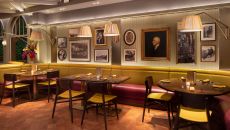 Dining Henry's Palm Beach