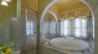 renaissance bath