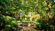 reading 057 Hotel Bel Air