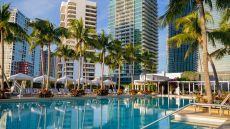  Pool  Four  Seasons  Miami.