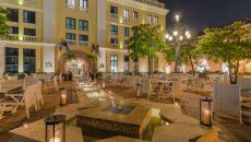 12.Diciembre plaza noche at Hotel Charleston Santa Teresa