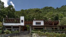 extarior at Hotel Casa Palopo