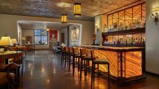  Onyx  Bar  Four  Seasons  Scottsdale  Troon  North.