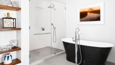 ASHBURN SUITE BATHROOM