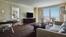  Four  Seasons  Executive  Suite  Four  Seasons  Las  Vegas.