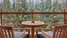 Twin Deluxe Balcony Four Seasons Whistler