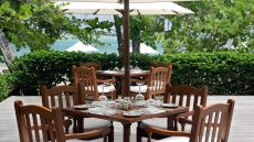 Veranda  Restaurant  Deck 