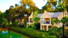 Forest Spa Suite Lake View