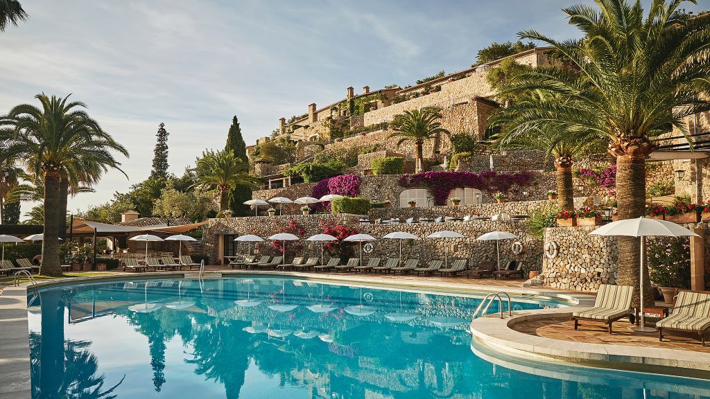 Exploring Belmond La Residencia Hotel in Mallorca 