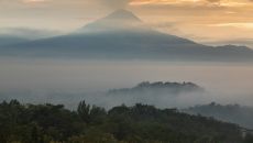 Amanjiwo Indonesia, Java, Borobudur Experience Borobudur Sunrise and Mount Merapi Amanjiwo 2024