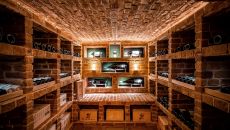 Winecellar Big Bottle Wall