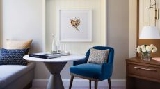  Deluxe  Full  Harbour  Four  Seasons  Hotel  Sydney.