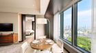 Corner Bay View Suite King Living