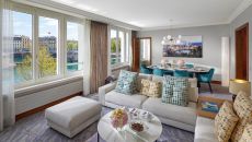 river view deluxe suite