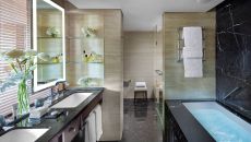 river view corner suite bathroom