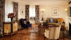 Mayfair Suite sitting room