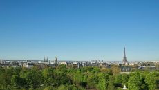 executive room 605 view2 Le Meurice