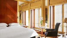 7 SUITES Prestige Bedroom at Park Hyatt Paris Vendome