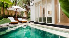 pool suite outdoor pool