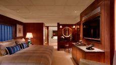 howarth suite bedroom