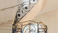 Escalier Matignon 1 2218 at Le Bristol Paris