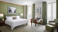  Fashion  Suite  Four  Seasons  Milano.