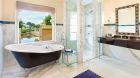 Bathtub The Oberoi Udaivilas Udaipur 2019.