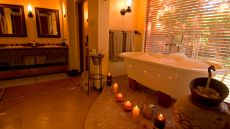 Bathtub at Chobe Chilwero