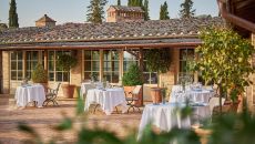 Restaurant Il Poggio Rosso outdoor at Borgo San Felice Resort