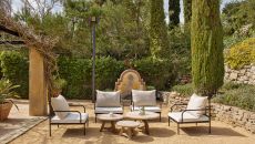 outdoor sitting area