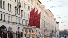 Hotel Vier Jahreszeiten Kempinski Munchen exterior at Hotel Vier Jahreszeiten Kempinski Munich