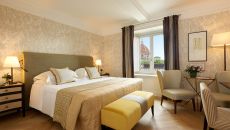 Premium Room 502 40803 JG at Hotel Savoy