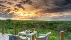 Suite Deck 02 Leopard Hills