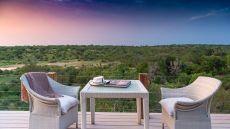 Suite Deck 10 Leopard Hills