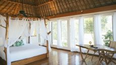 Vonu Point bedroom Turtle Island